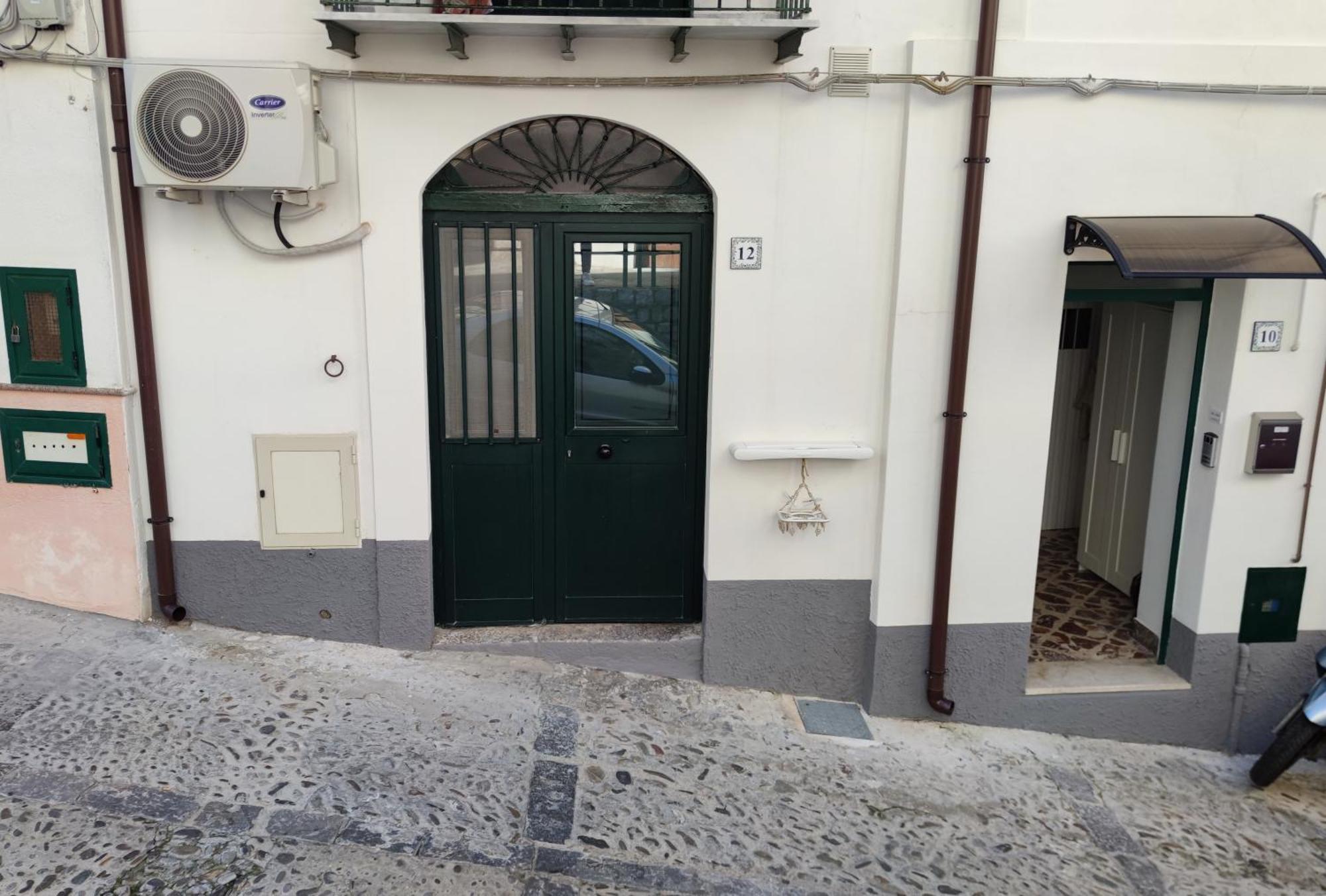 Casa Vacanze Da Nene Cefalù Eksteriør billede