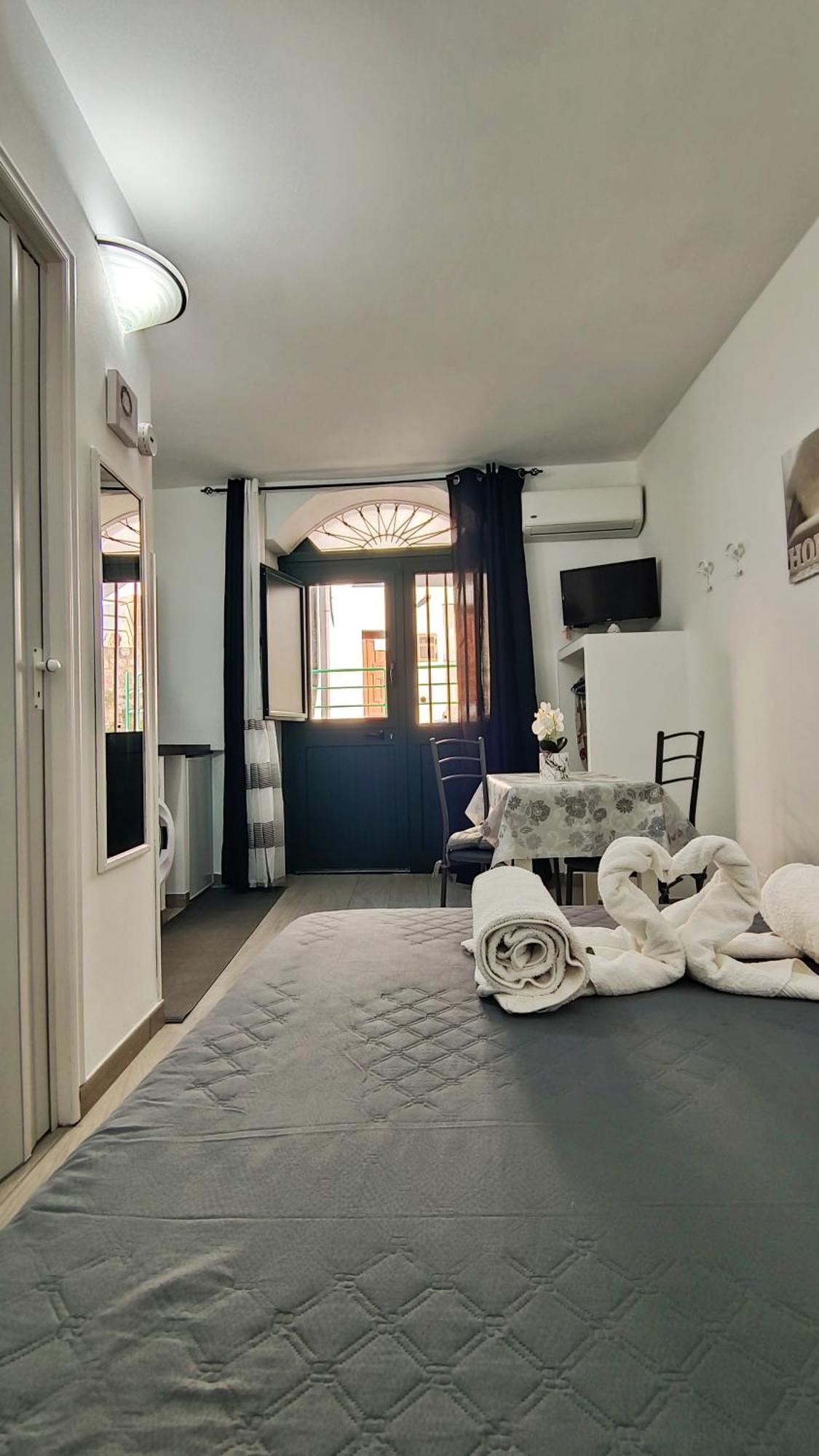 Casa Vacanze Da Nene Cefalù Eksteriør billede